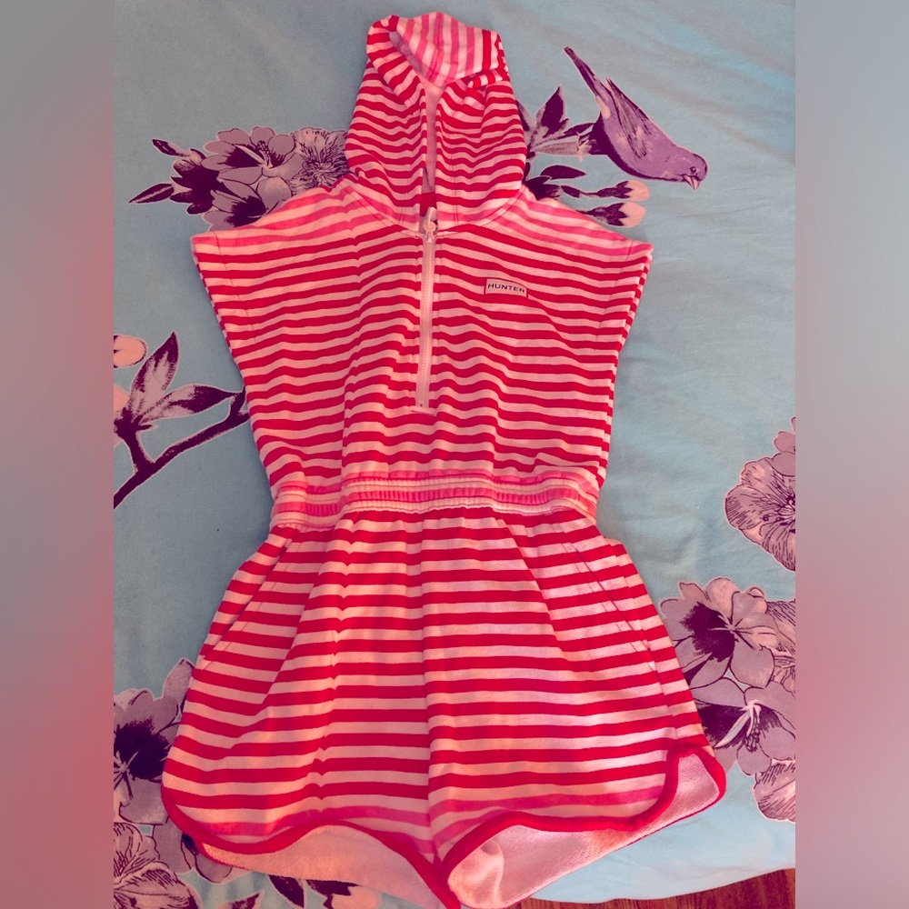 Adorable Girl’s Striped Romper. Spring/ Summer. Sz 7/8